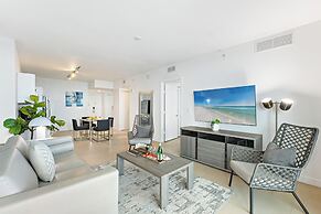 Dharma Home Suites Miami at Monte Carlo