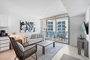 Dharma Home Suites Miami at Monte Carlo