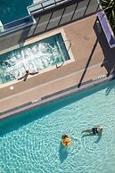 Dharma Home Suites Miami at Monte Carlo