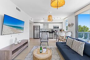 Dharma Home Suites Miami at Monte Carlo