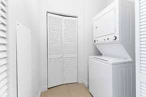 Dharma Home Suites Miami at Monte Carlo