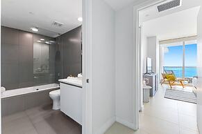 Dharma Home Suites Miami at Monte Carlo