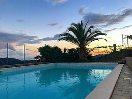Hotel Vatluna