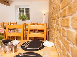 YHA Medway - Hostel