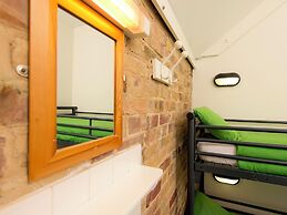 YHA Medway - Hostel