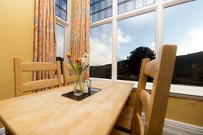 YHA Ravenstor - Hostel