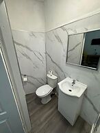 OYO Weaste Hotel