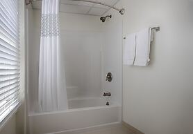 The Wellington Hotel & Suites Oceanblock