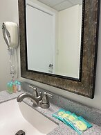 The Wellington Hotel & Suites Oceanblock