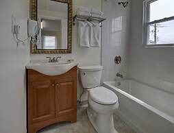 The Wellington Hotel & Suites Oceanblock