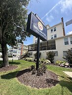 The Wellington Hotel & Suites Oceanblock