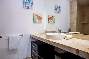 Magia Beachside by Bric