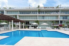 Magia Beachside by Bric