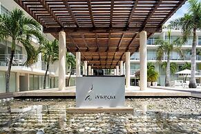 Magia Beachside by Bric