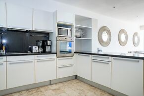 Magia Beachside by Bric