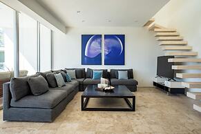 Magia Beachside by Bric