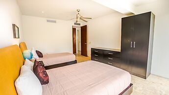 Magia Beachside by Bric