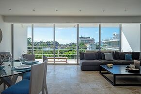 Magia Beachside by Bric