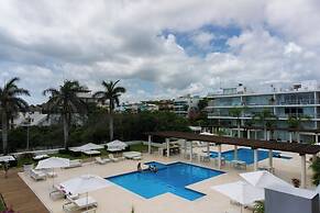 Magia Beachside by Bric