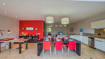 Magia Beachside by Bric