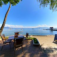 El Galleon Beach Resort Asia Divers