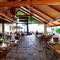 El Galleon Beach Resort Asia Divers