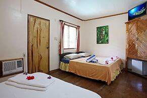 El Galleon Beach Resort Asia Divers