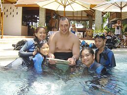 El Galleon Beach Resort Asia Divers