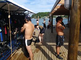 El Galleon Beach Resort Asia Divers