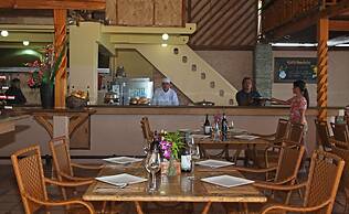 El Galleon Beach Resort Asia Divers