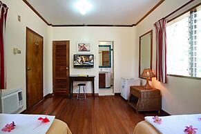 El Galleon Beach Resort Asia Divers