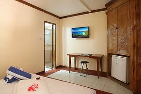 El Galleon Beach Resort Asia Divers