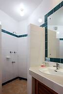 El Galleon Beach Resort Asia Divers