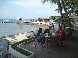El Galleon Beach Resort Asia Divers