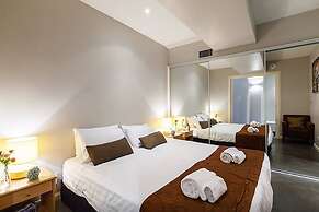 Anchor on Little Collins - Southern