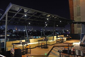 MaxOneHotels at Tidar Surabaya