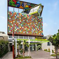 MaxOneHotels at Tidar Surabaya