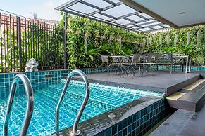 Lani Chiang Mai Hotel