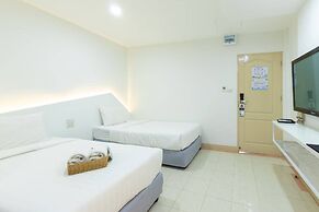 Bed by Boat Hotel & Apartment