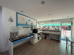 Bed by Boat Hotel & Apartment