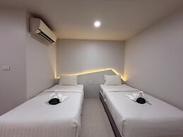 Bed by Boat Hotel & Apartment