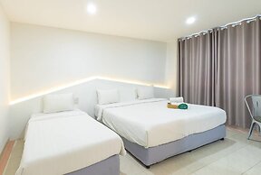 Bed by Boat Hotel & Apartment