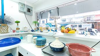 Bed by Boat Hotel & Apartment