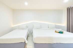 Bed by Boat Hotel & Apartment