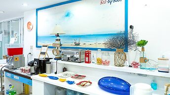 Bed by Boat Hotel & Apartment