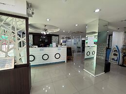 Bed by Boat Hotel & Apartment