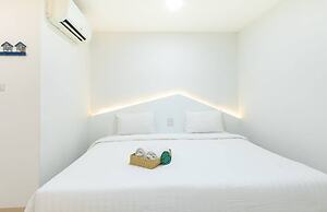 Bed by Boat Hotel & Apartment