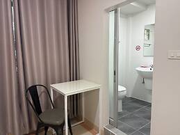 Bed by Boat Hotel & Apartment