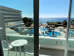 Melissi Beach Hotel & Spa