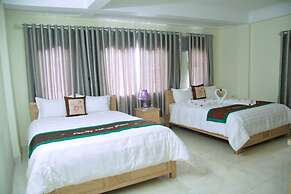 Family Transit Hotel